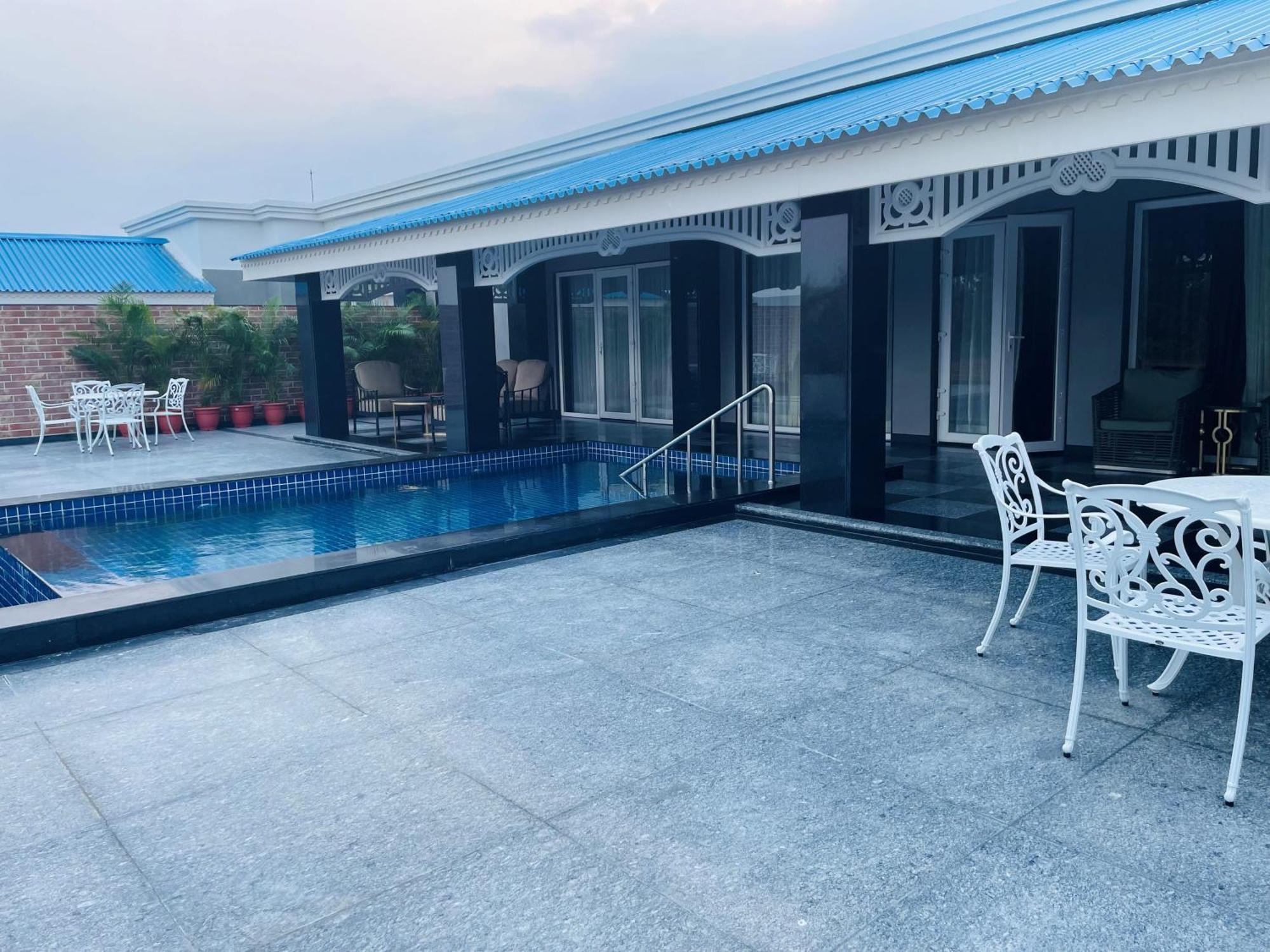Mayfair Palm Beach Resort Gopalpur  Exterior photo